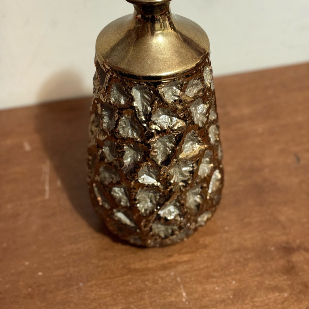 Elegant Gold Mosaic Vase